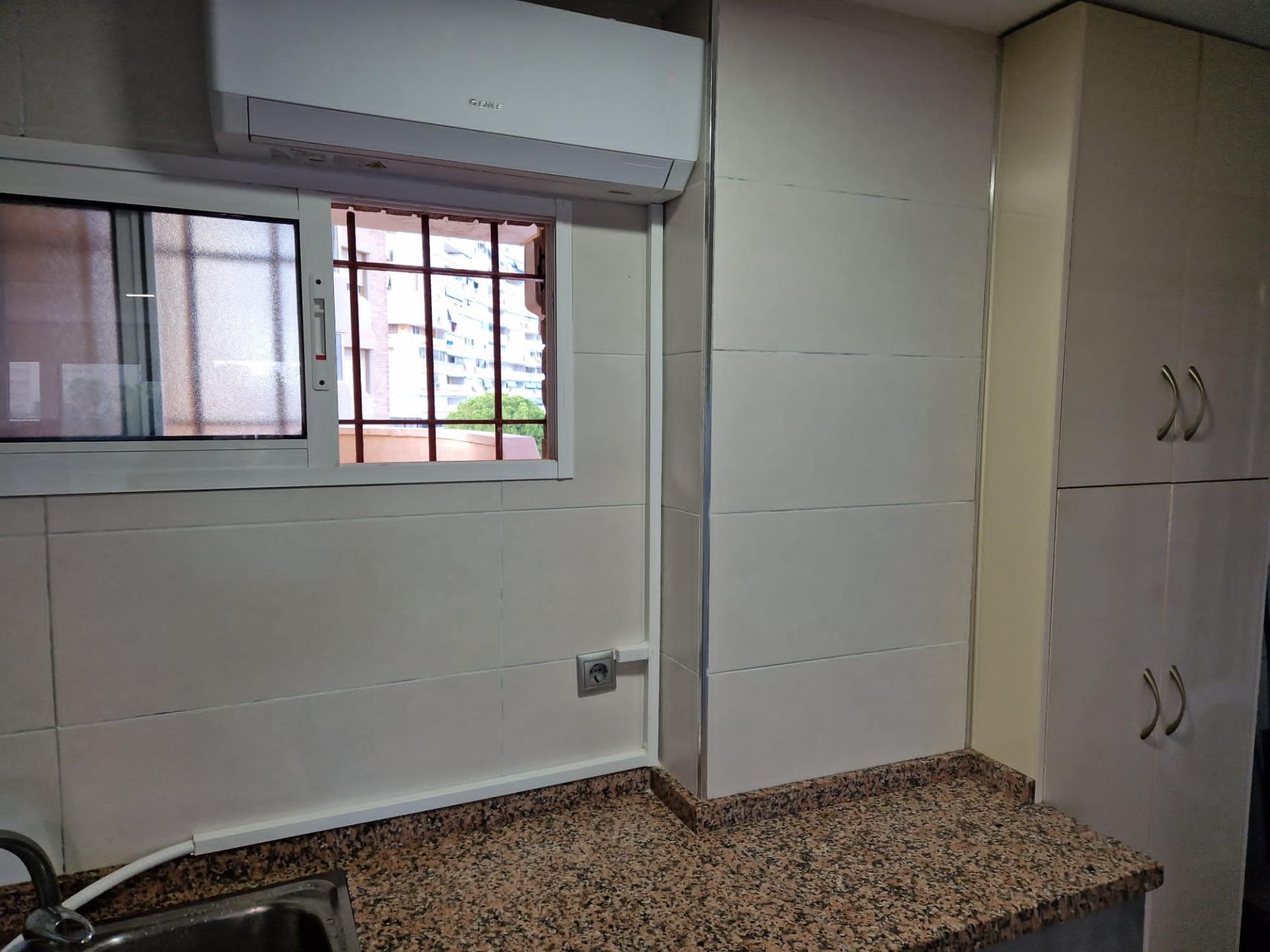 5-19-45 Amplio y Moderno Apartamento Reformado en Playa de San Juan