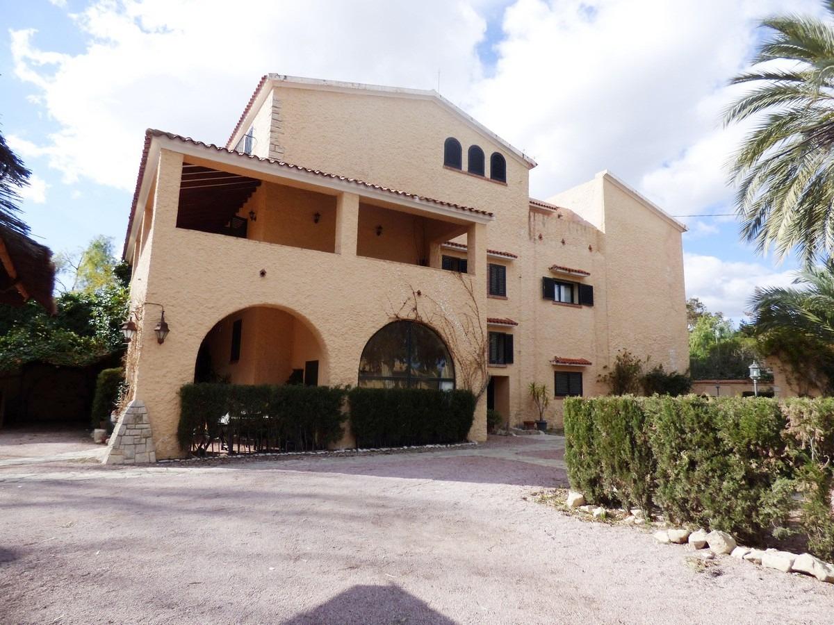 CASITA DE CAMPO DEL SIGLO XVIII REFORMADA