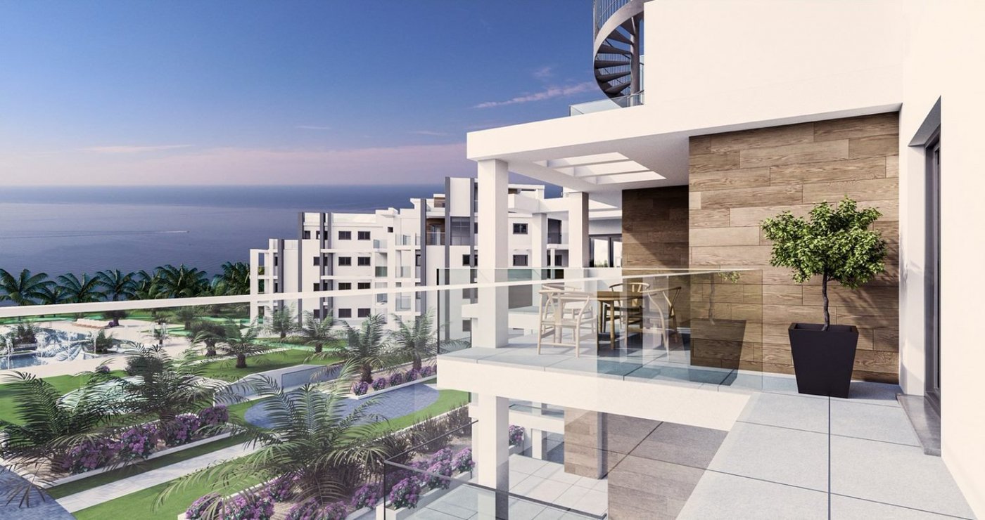 5-2-8 MEDITERRANEAN HOUSING A FEW METERS FROM THE SEA