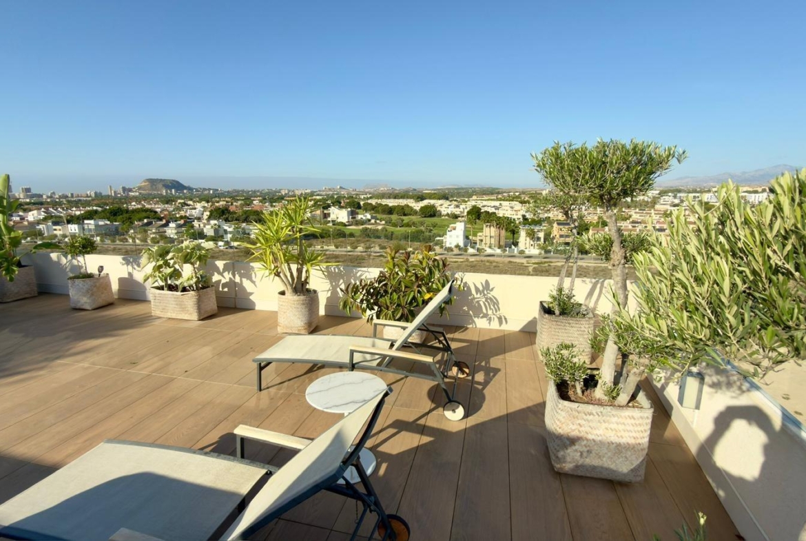 Exclusivo ático con impresionante terraza solárium en Azara, Pau 5
