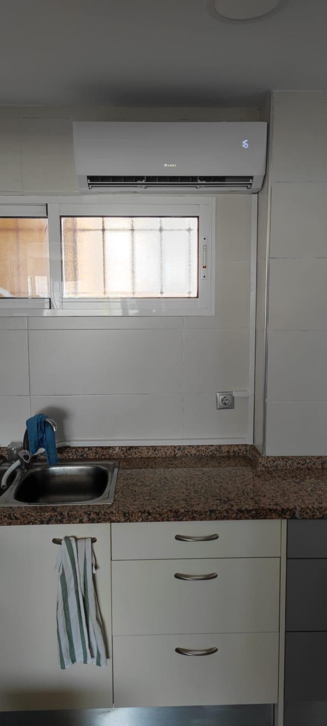 5-20-44 Amplio y Moderno Apartamento Reformado en Playa de San Juan