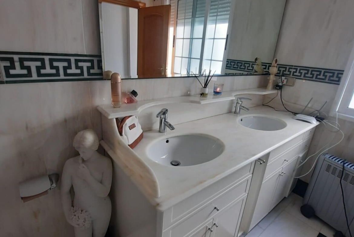 Preciosa casa en casco urbano