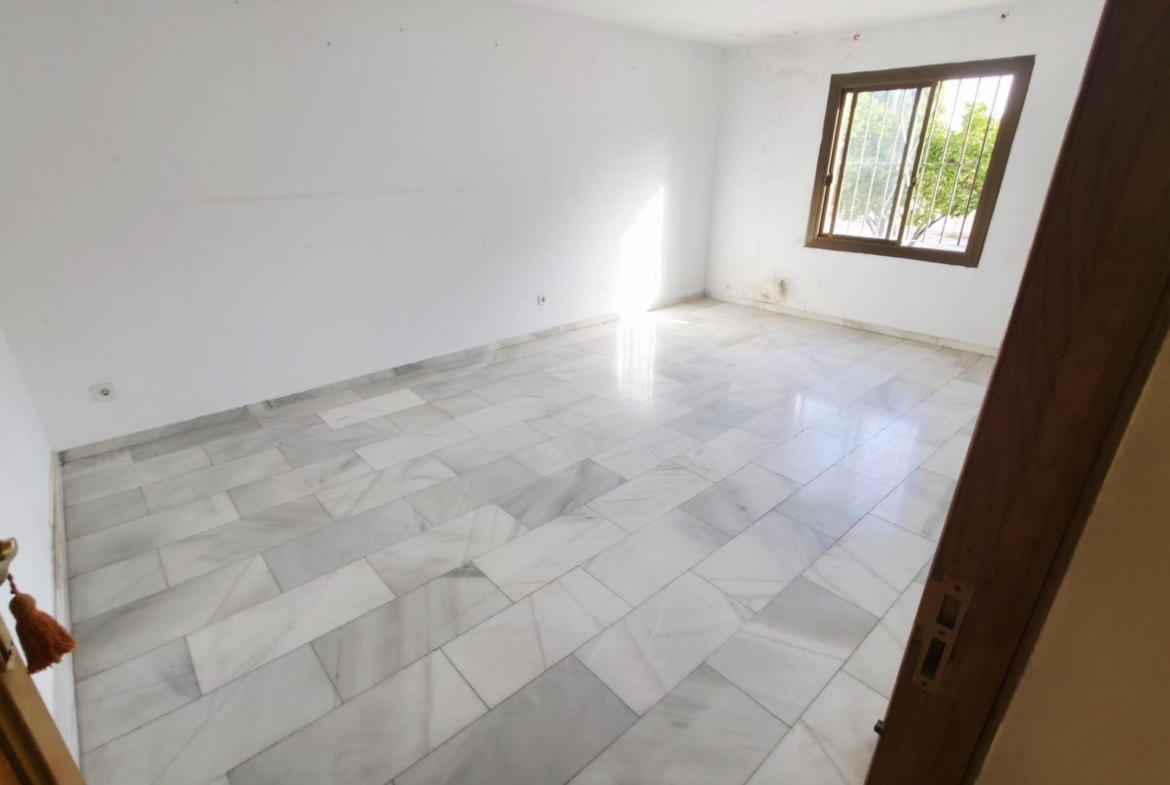 Magnífico chalet con amplias posibilidades en La Albufereta – Playa de San Juan (Alicante)