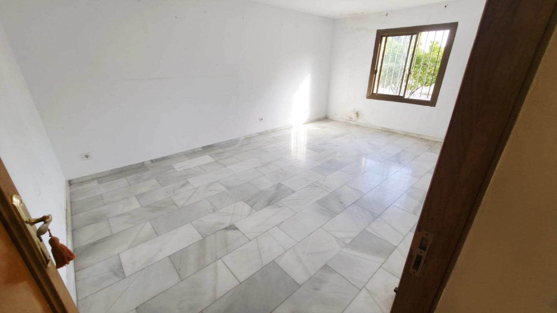 Magnífico chalet con amplias posibilidades en La Albufereta – Playa de San Juan (Alicante)
