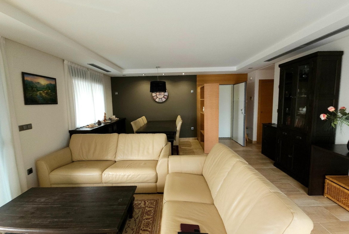 Exclusief appartement in Guardamar del Segura met uitzicht op zee
