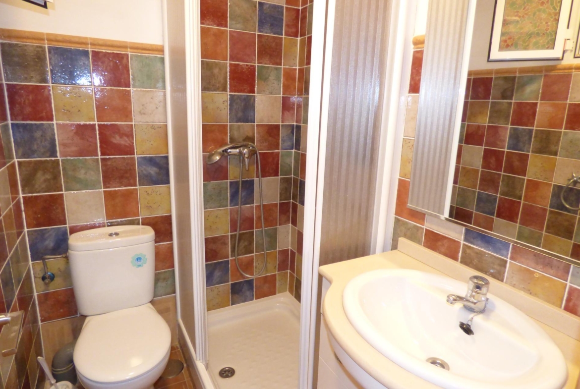 CHALET ADOSADO LISTO PARA ENTRAR A VIVIR EN SAN JUAN