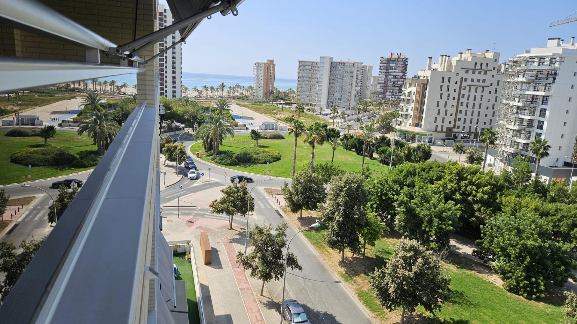 Urbanización Parque Mariola, en Pau 5, con Vistas al Mar