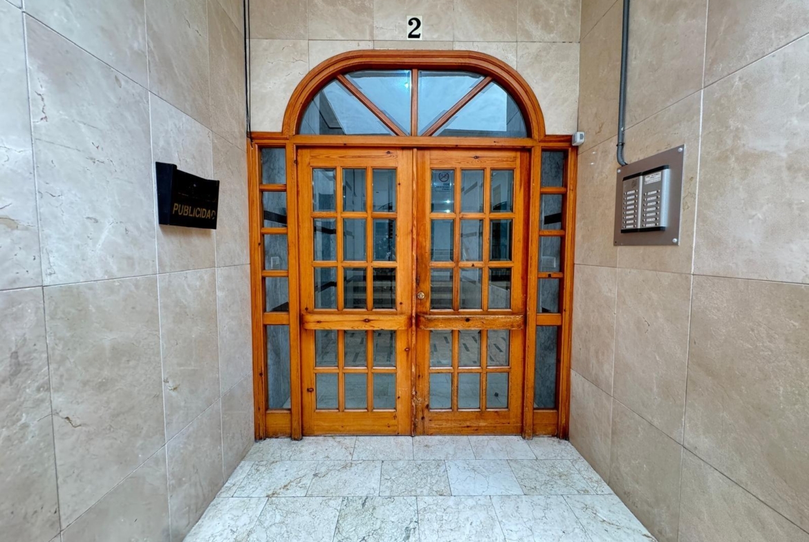 ESTUDIO A 250 METROS DE PLAYA DE LOS LOCOS Y CON 25 M2. CON PISCINA COMUNITARIA.