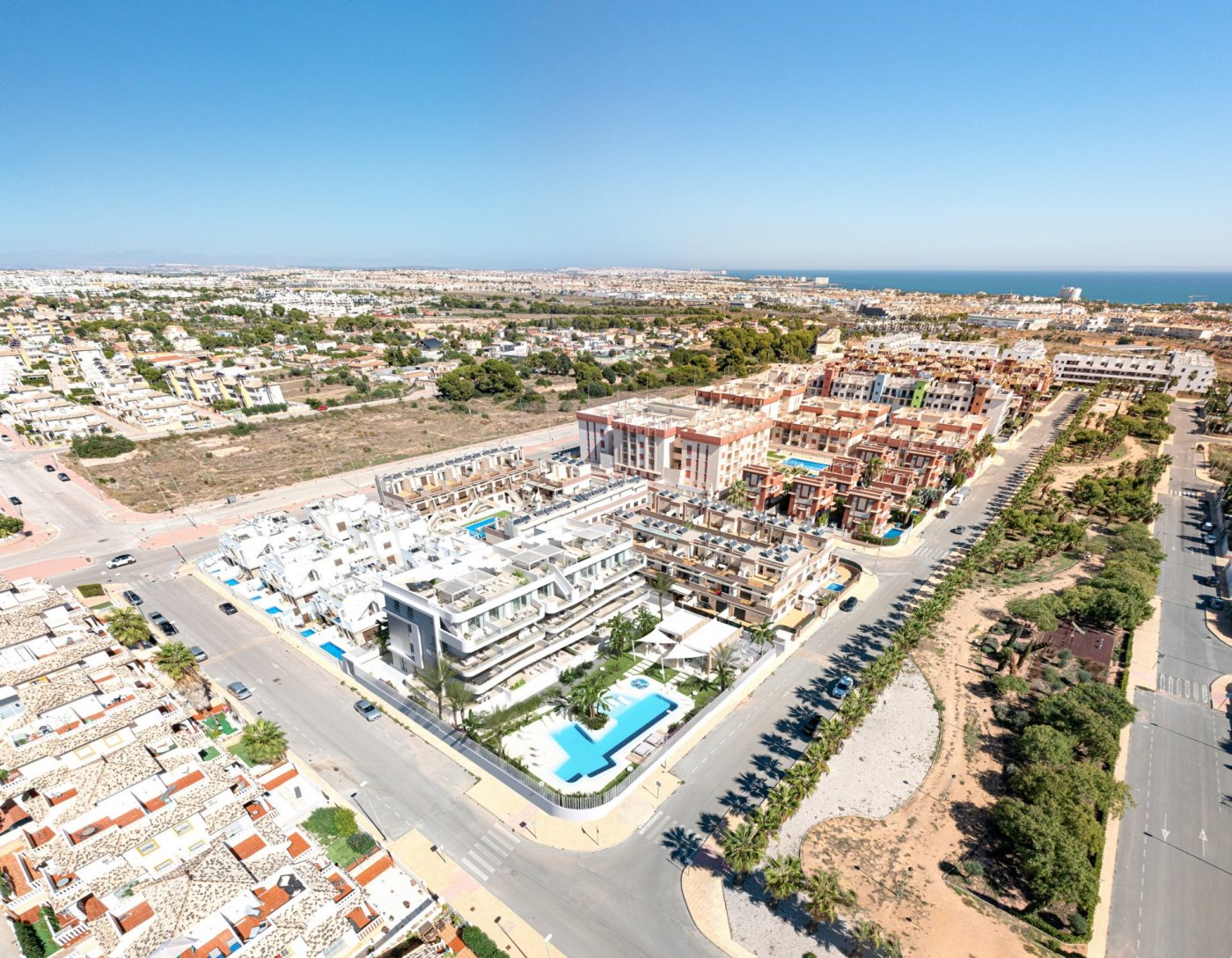 NIEUWE BUILD RESIDENTIAL COMPLEX IN LOMAS DE CABO ROIG