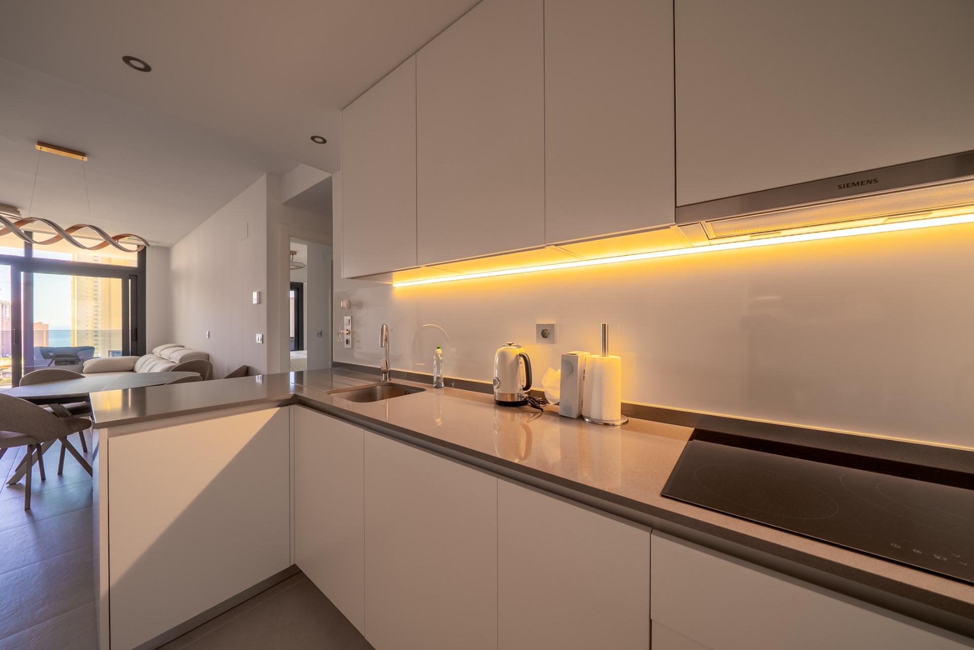 Ruim 2-slaapkamer appartement in het Eagle Tower Complex