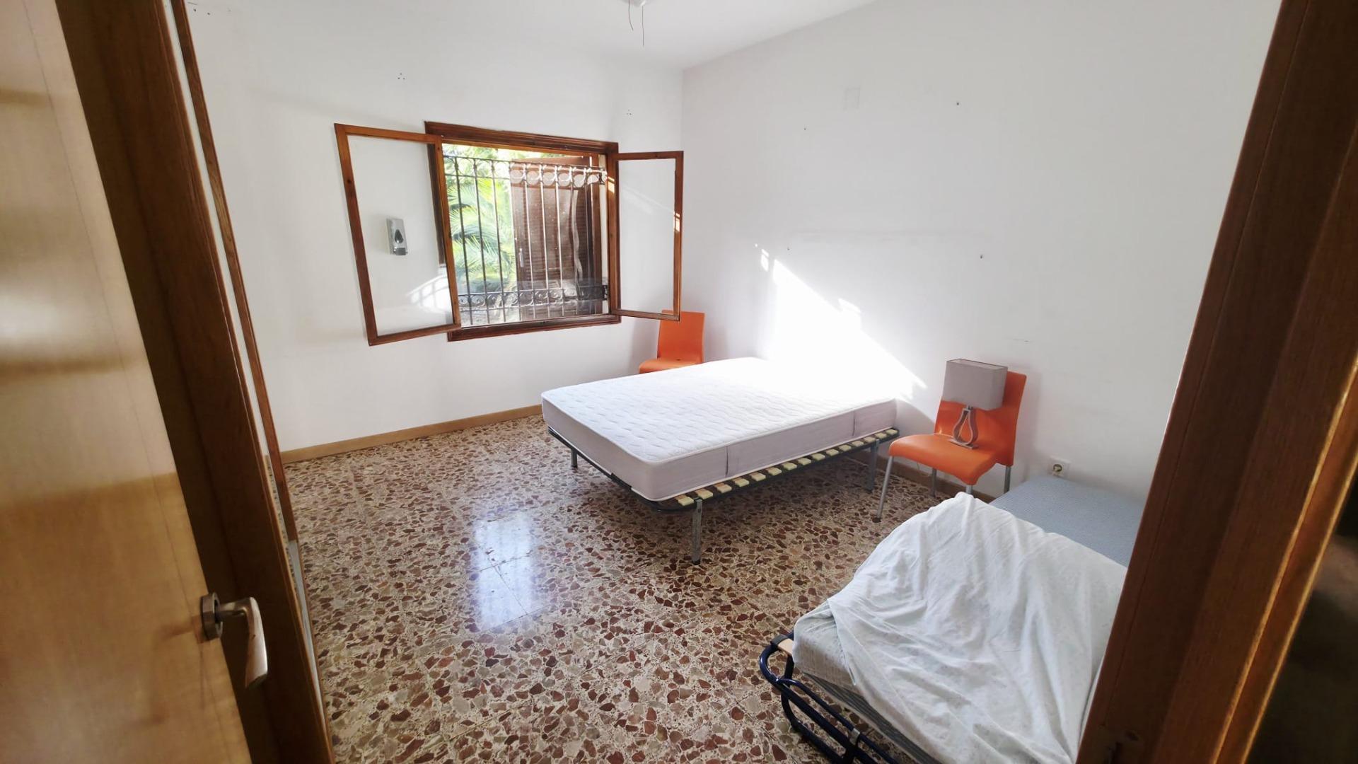 Magnífico chalet con amplias posibilidades en La Albufereta – Playa de San Juan (Alicante)