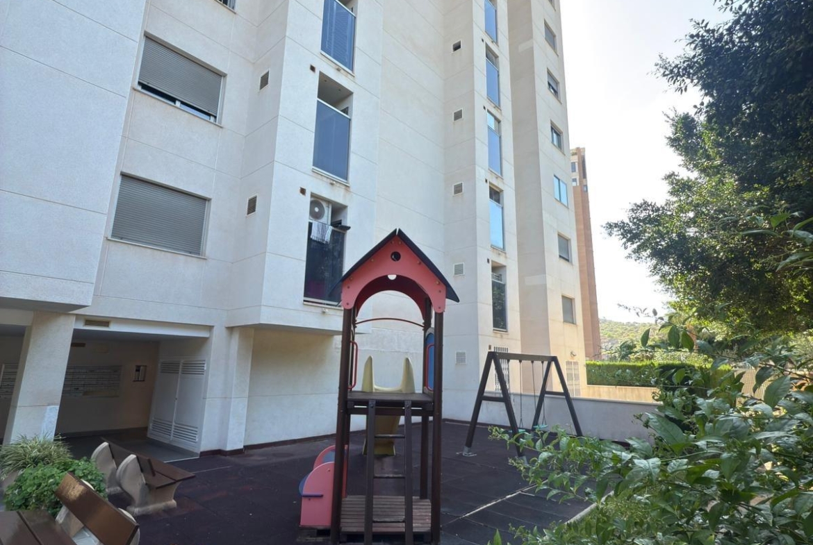 Apartamento a estrenar a 600 m de la playa