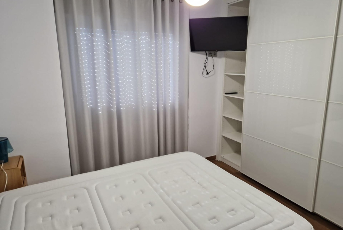 Amplio y Moderno Apartamento Reformado en Playa de San Juan