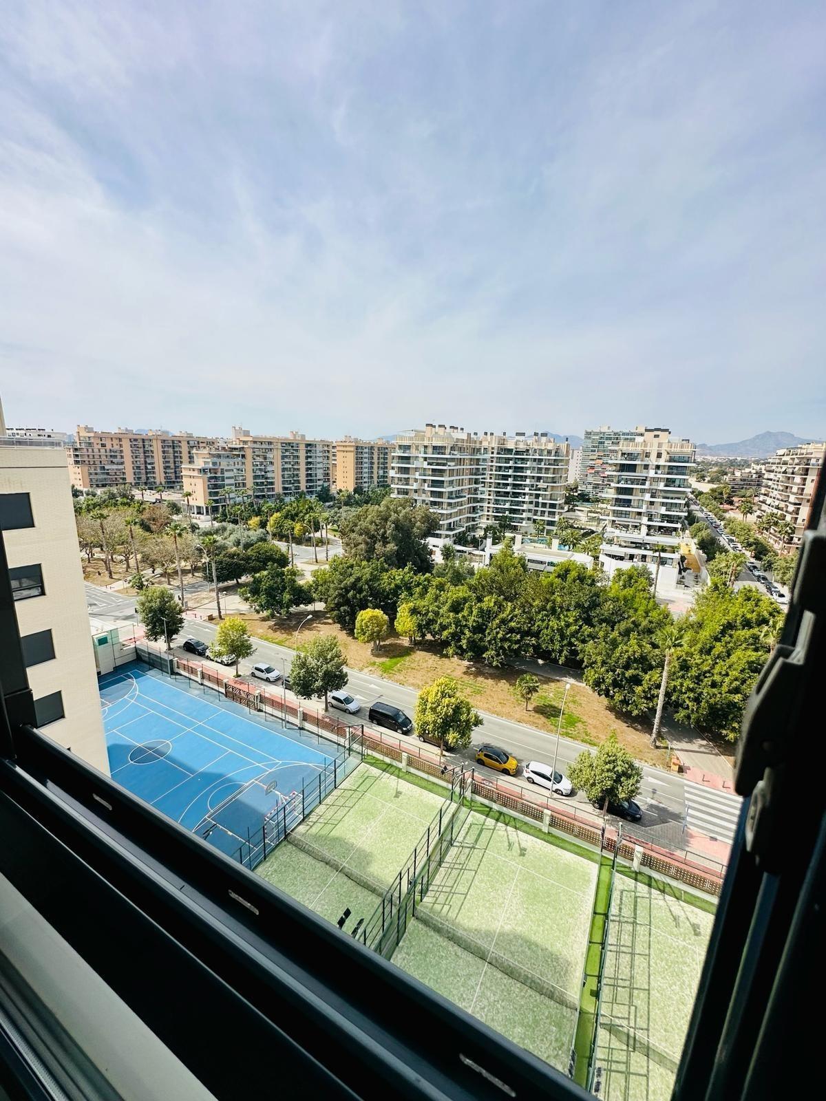 Urbanización Parque Mariola, en Pau 5, con Vistas al Mar