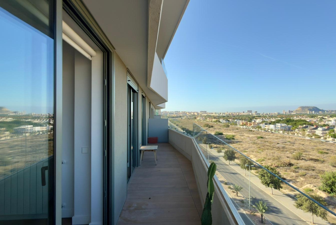 Exclusivo ático con impresionante terraza solárium en Azara, Pau 5