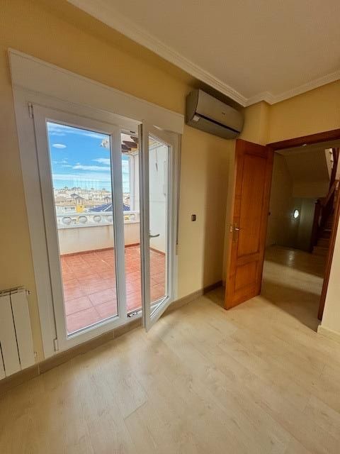 Prachtige villa met uitzicht op zee in Orihuela Costa