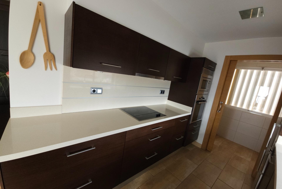 Exclusief appartement in Guardamar del Segura met uitzicht op zee