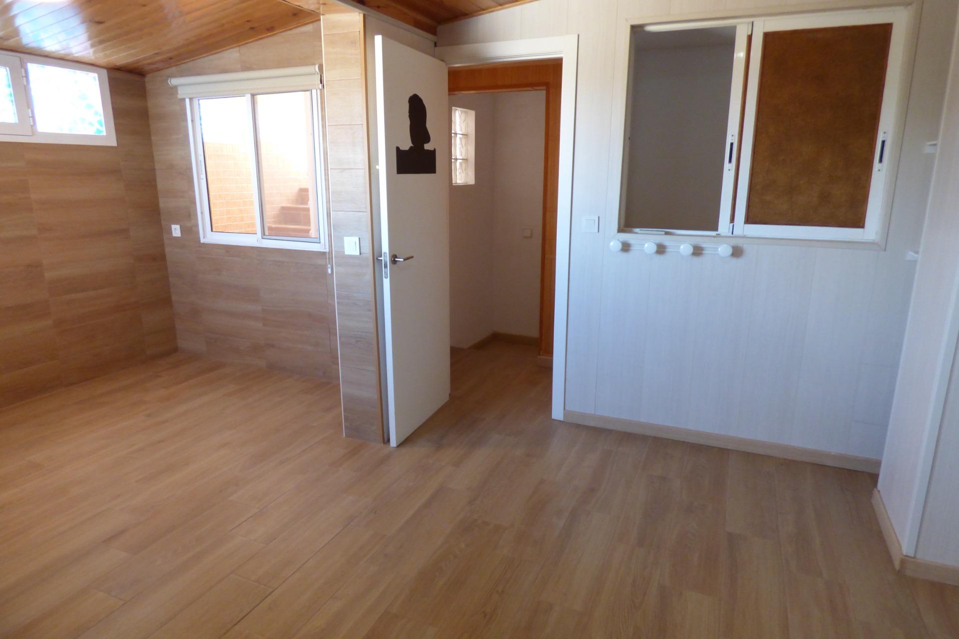 CHALET ADOSADO LISTO PARA ENTRAR A VIVIR EN SAN JUAN