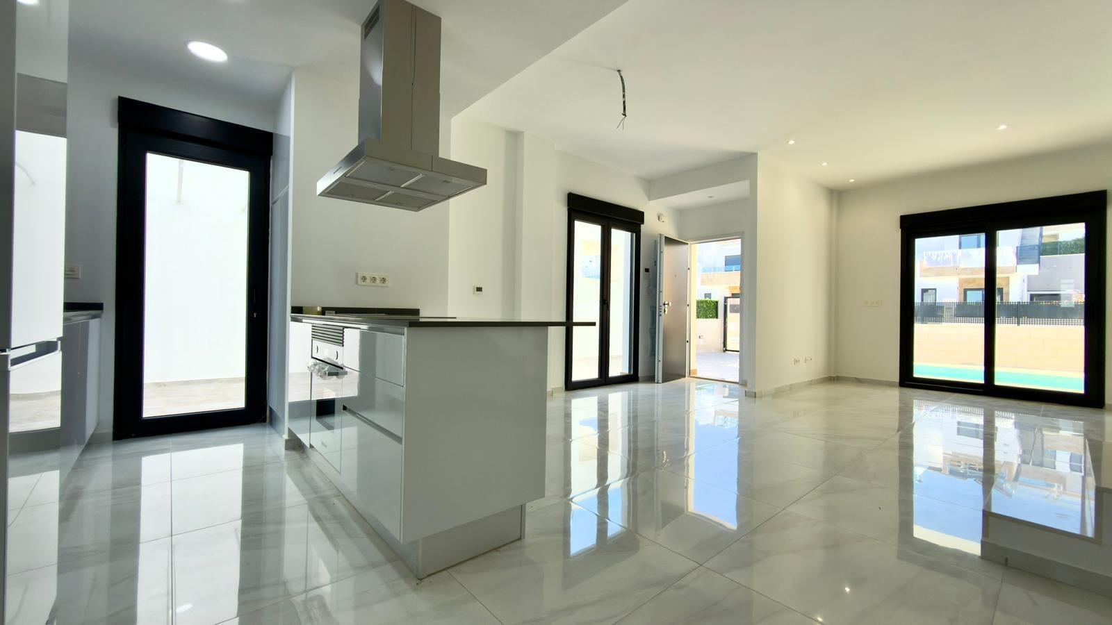 5-28-38 Exclusive villa in Polop with mountain views