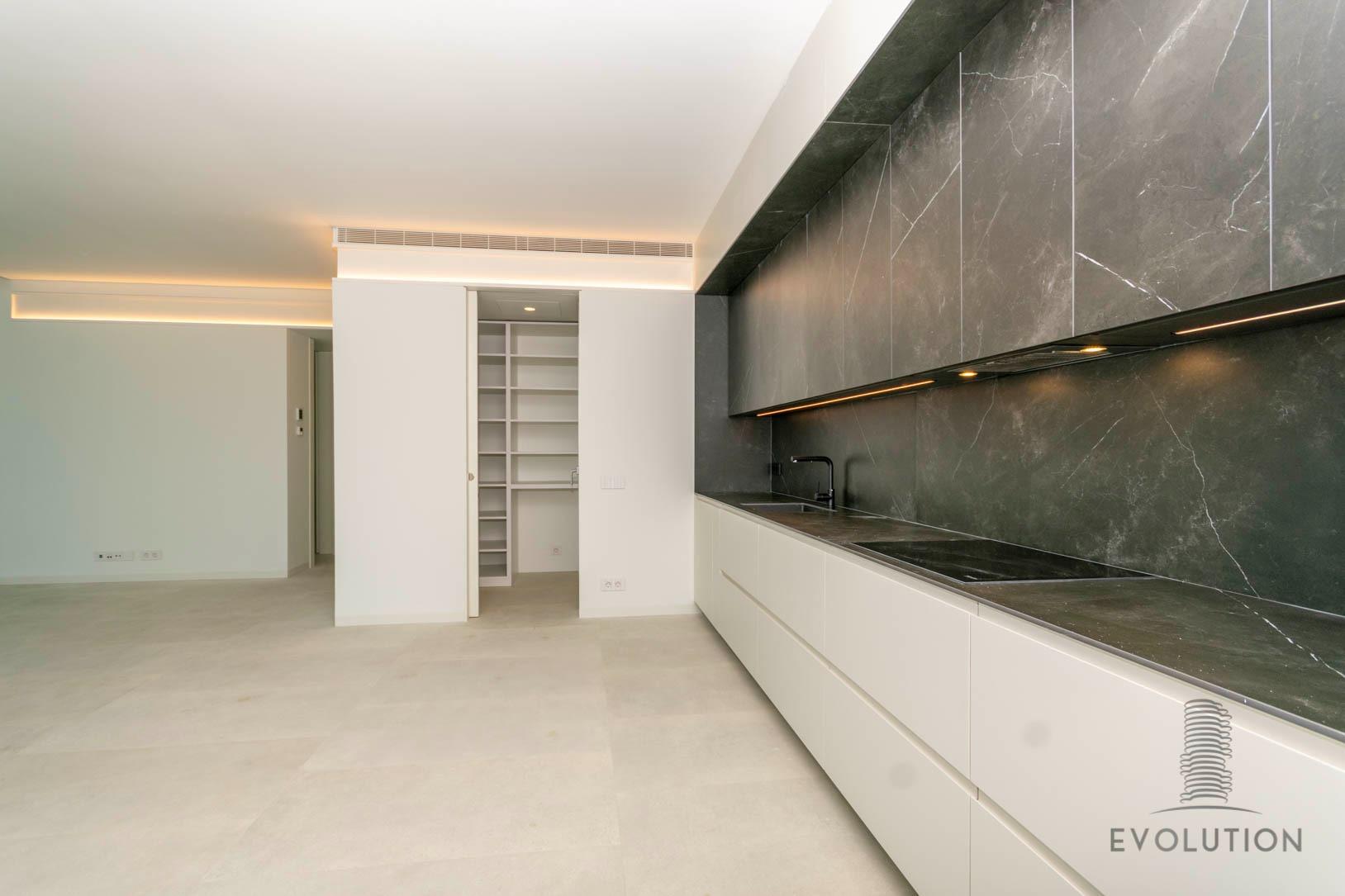 Homes with modern design and high technology on the front line