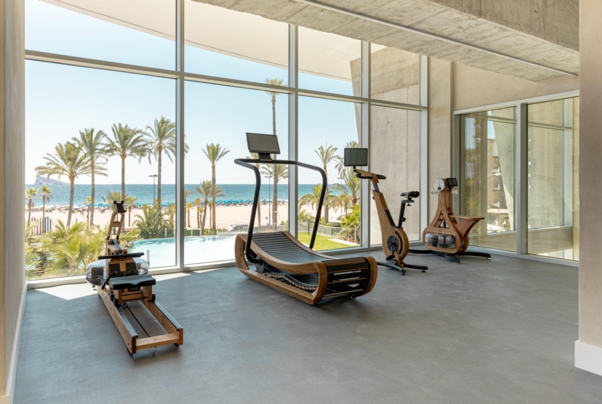 Last luxury apartments on the first line of Poniente beach