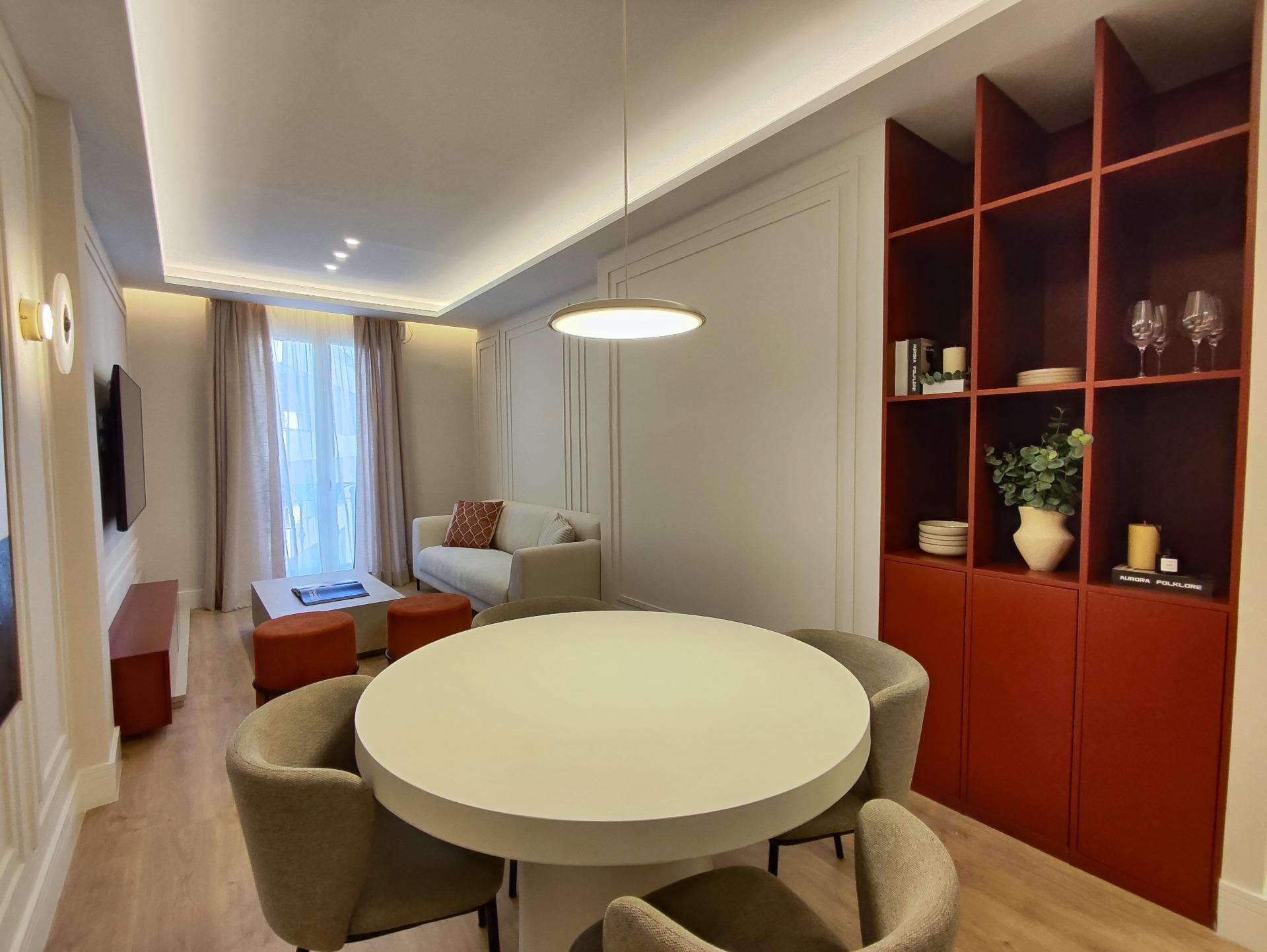 SPECTACULAR FULLY RENOVATED EXTERIOR APARTMENT IN GOYA, MADRID