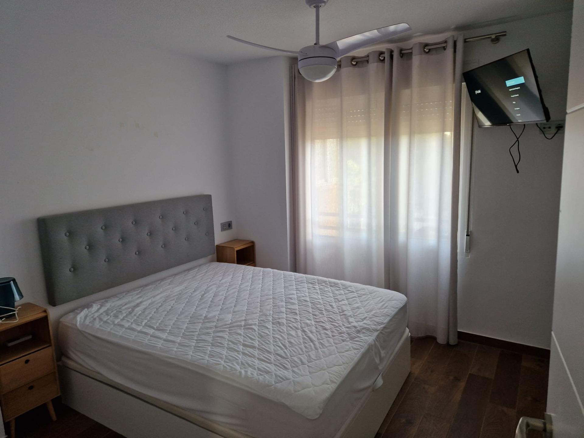 5-30-27 Amplio y Moderno Apartamento Reformado en Playa de San Juan