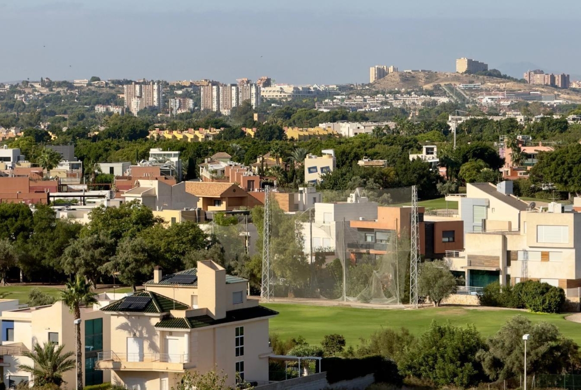 Exclusivo ático con impresionante terraza solárium en Azara, Pau 5