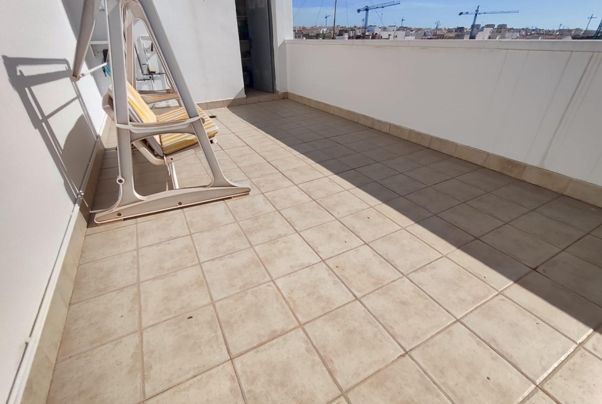 Espectacular Ático en Torrevieja con Vistas al Mar
