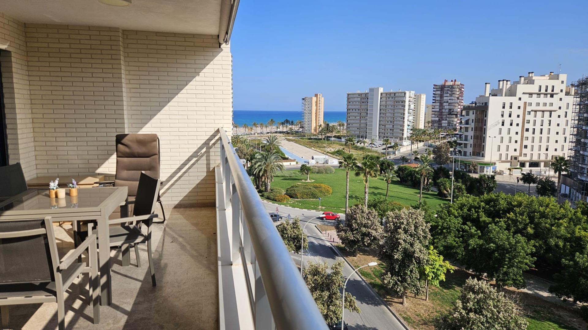Urbanización Parque Mariola, en Pau 5, con Vistas al Mar