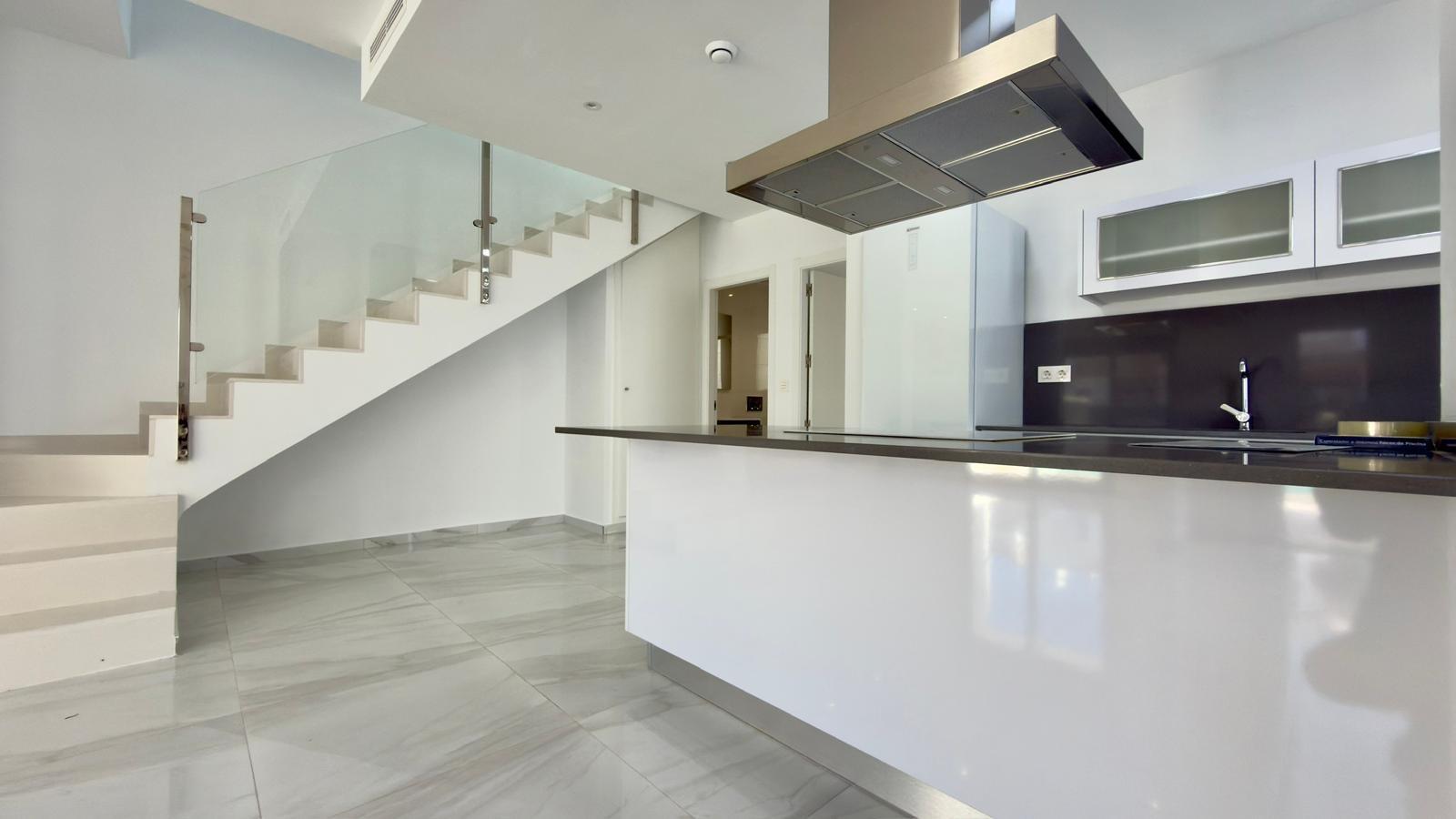 5-31-34 Exclusive villa in Polop with mountain views