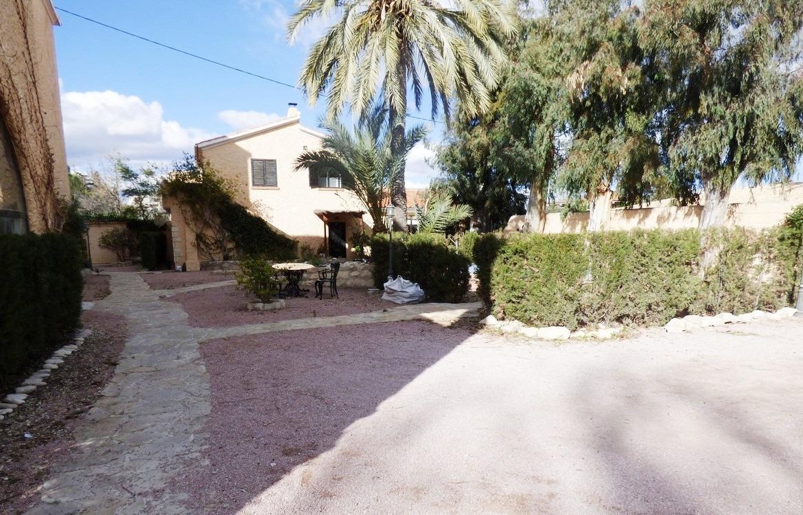 CASITA DE CAMPO DEL SIGLO XVIII REFORMADA
