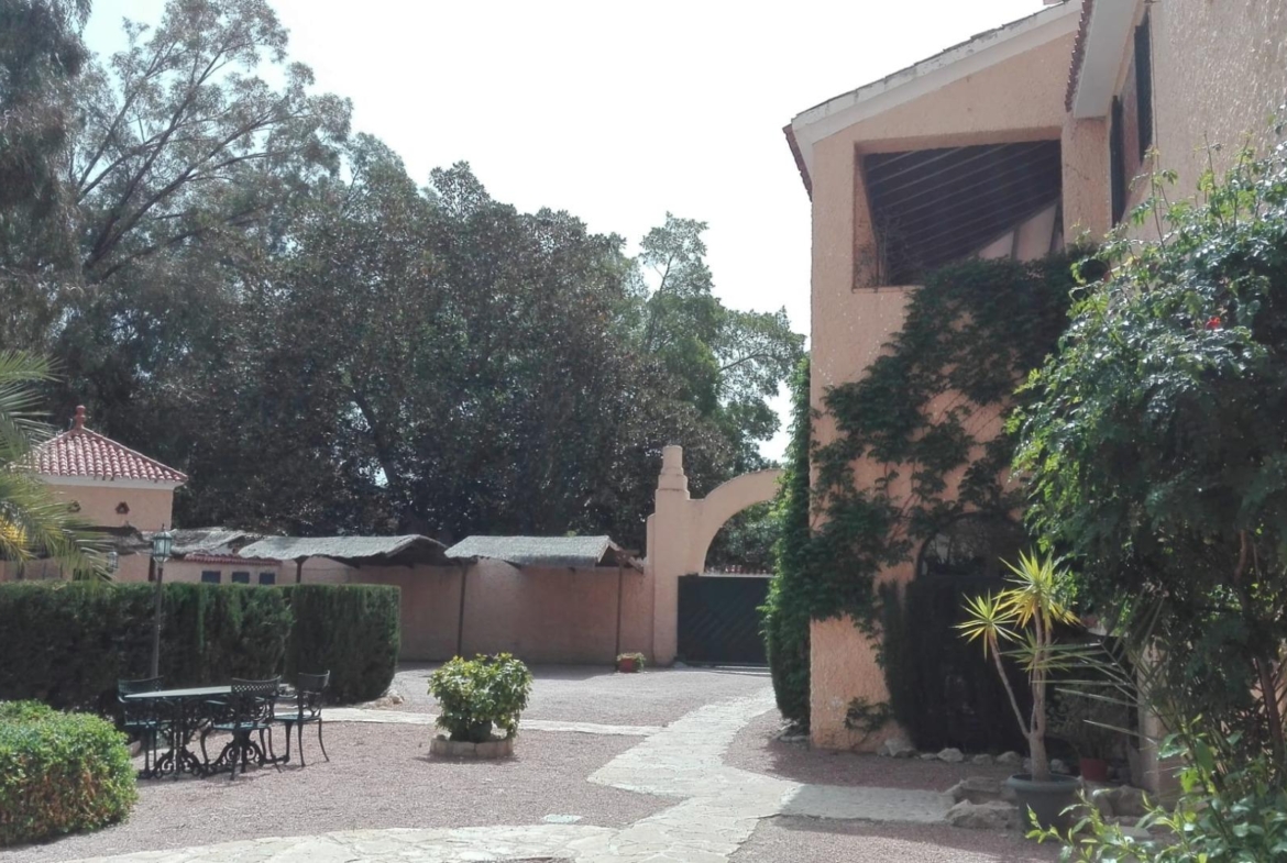 CASITA DE CAMPO DEL SIGLO XVIII REFORMADA