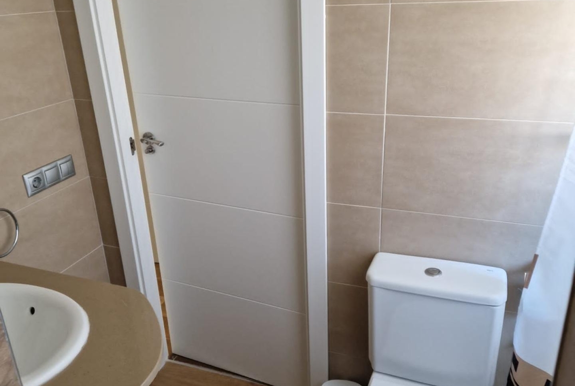 Amplio y Moderno Apartamento Reformado en Playa de San Juan