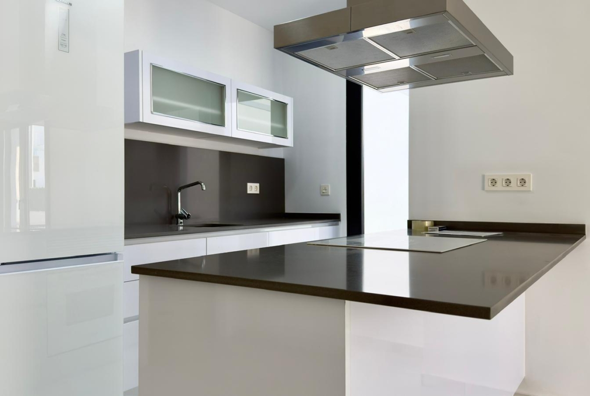 Exclusive villa in Polop with mountain views