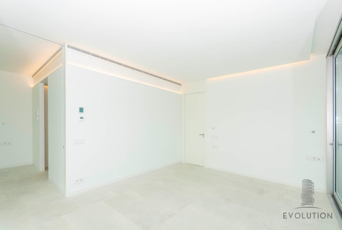 Homes with modern design and high technology on the front line