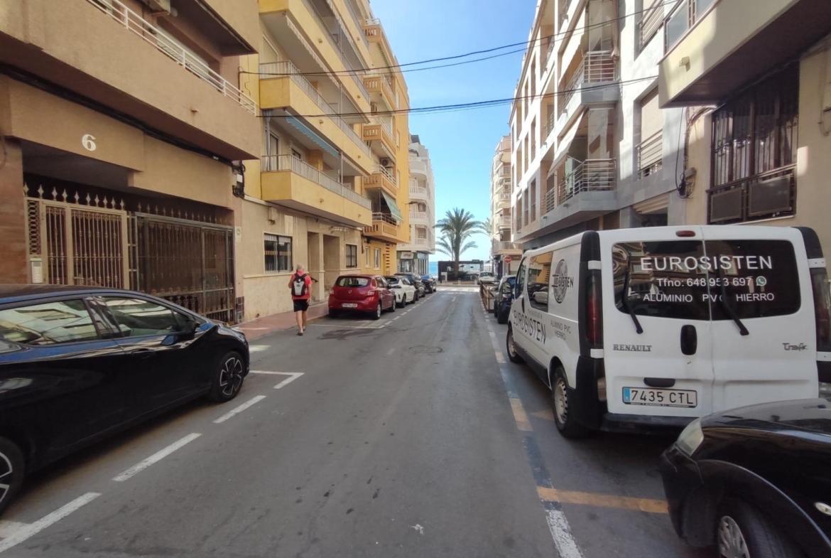 Espectacular Ático en Torrevieja con Vistas al Mar