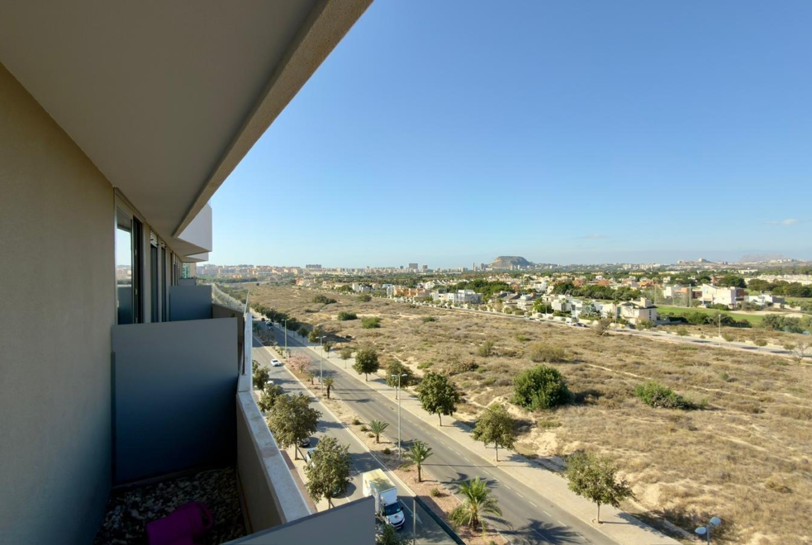 Exclusivo ático con impresionante terraza solárium en Azara, Pau 5