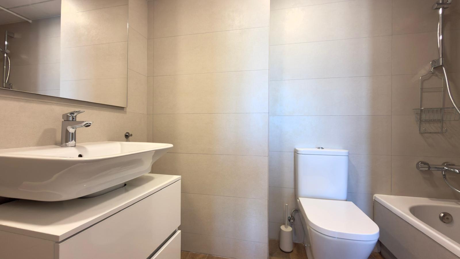 5-36-28 Exclusivo ático con impresionante terraza solárium en Azara, Pau 5