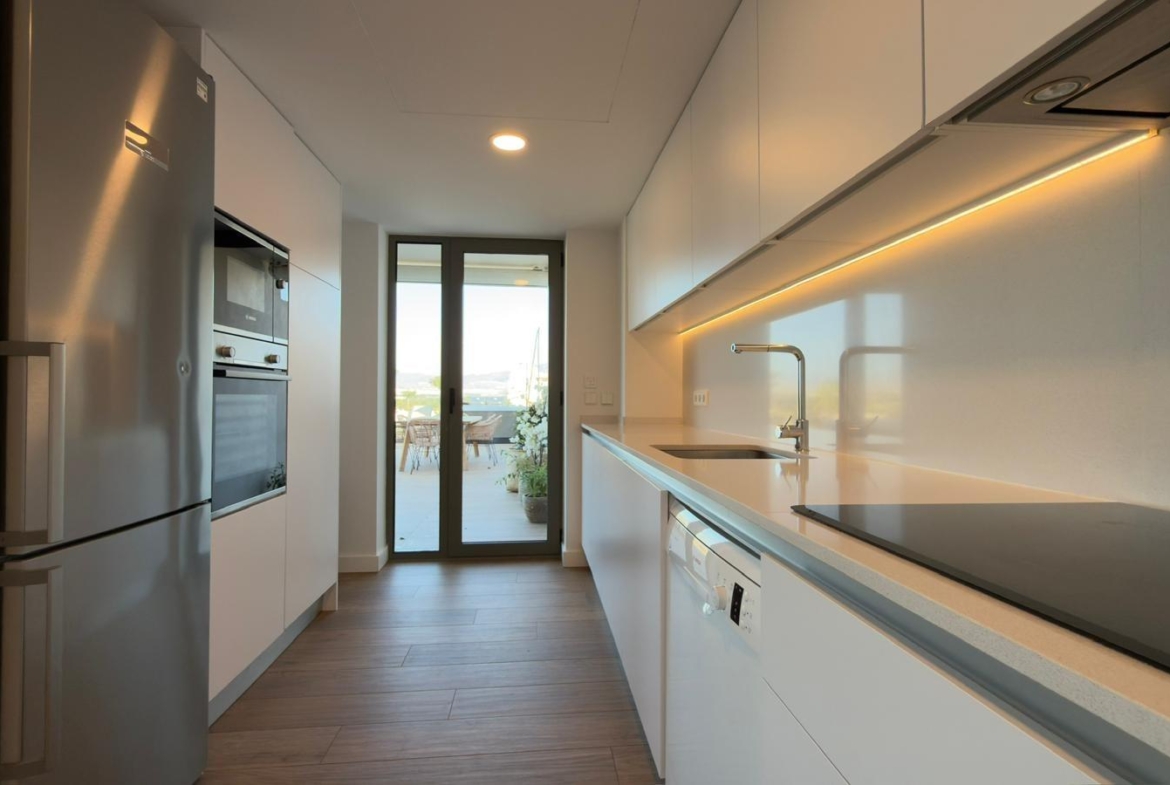 Exclusivo ático con impresionante terraza solárium en Azara, Pau 5