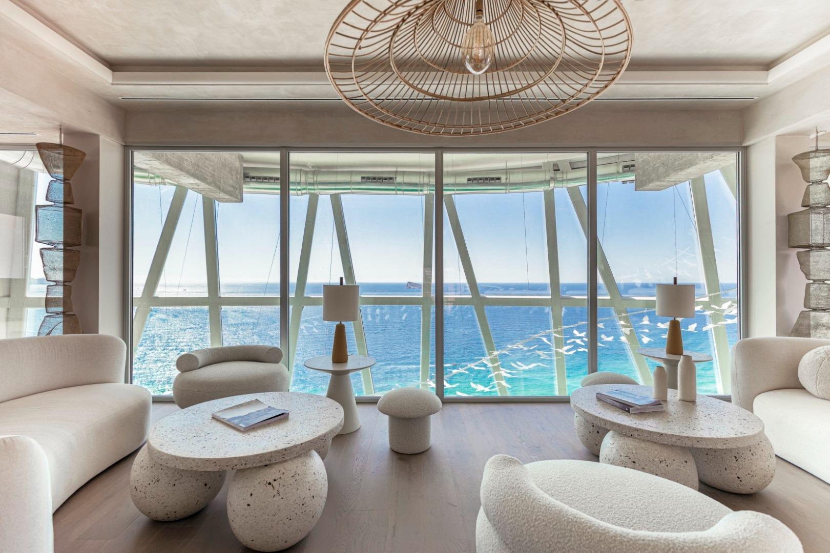 Last luxury apartments on the first line of Poniente beach