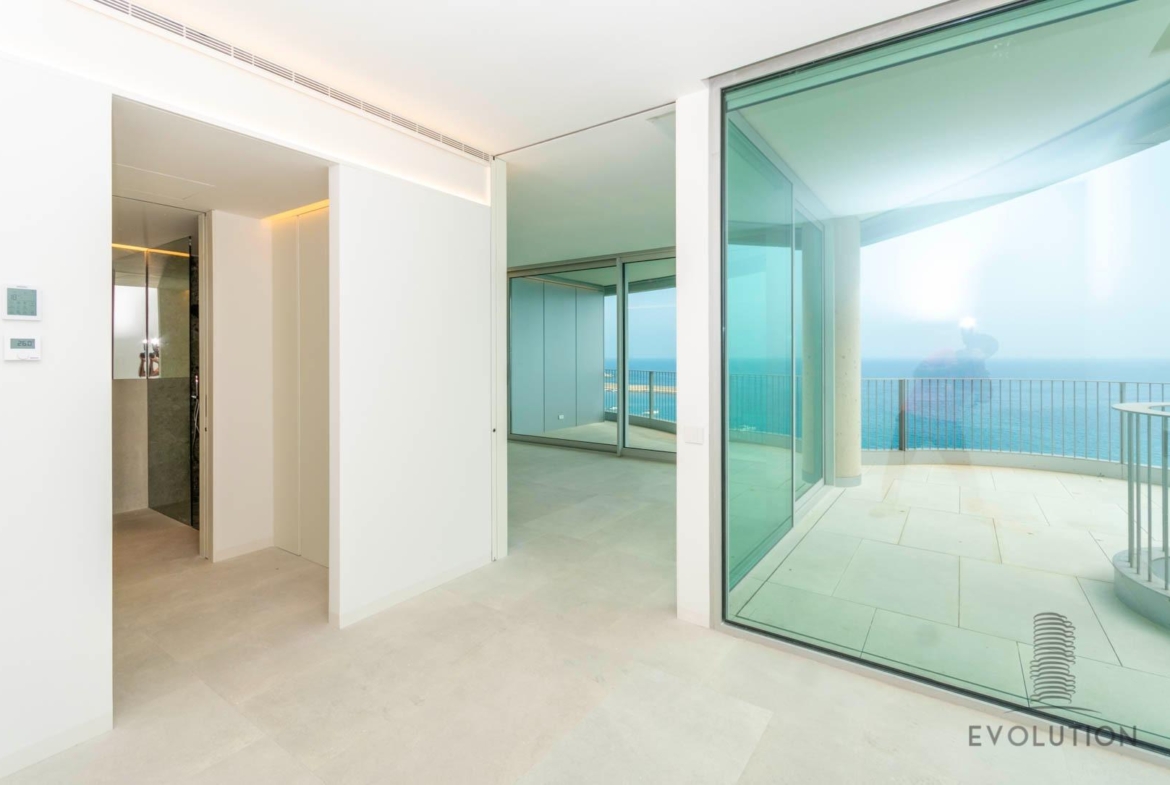 Homes with modern design and high technology on the front line