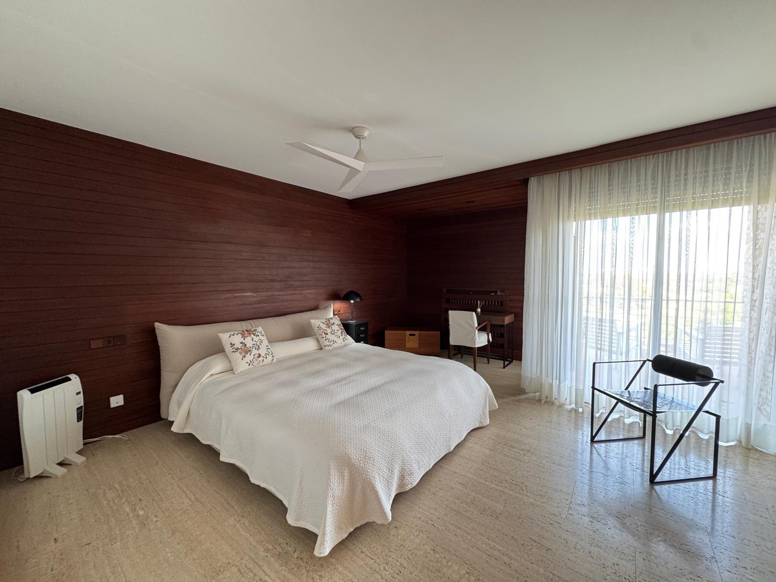 5-39-8 ESPECTACULAR VILLA EN CAMPOAMOR DE 847 M2 DE CASA Y 1500 M2 DE PARCELA. 7 DORM. 8 BAÑOS. PLAYA 750 M