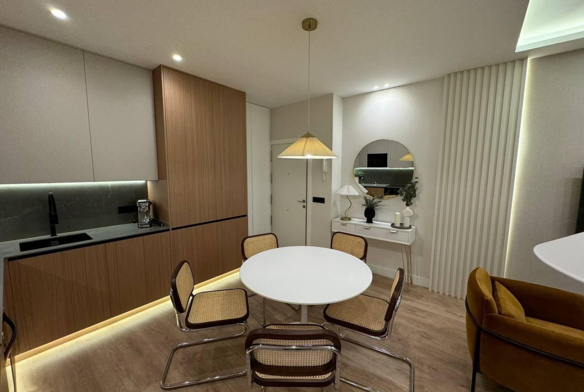 PISO EN VENTA TOTALMENTE REFORMADO EN RECOLETOS, BARRIO SALAMANCA (MADRID)