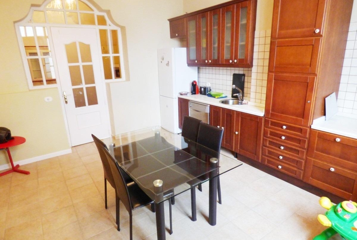 CASITA DE CAMPO DEL SIGLO XVIII REFORMADA