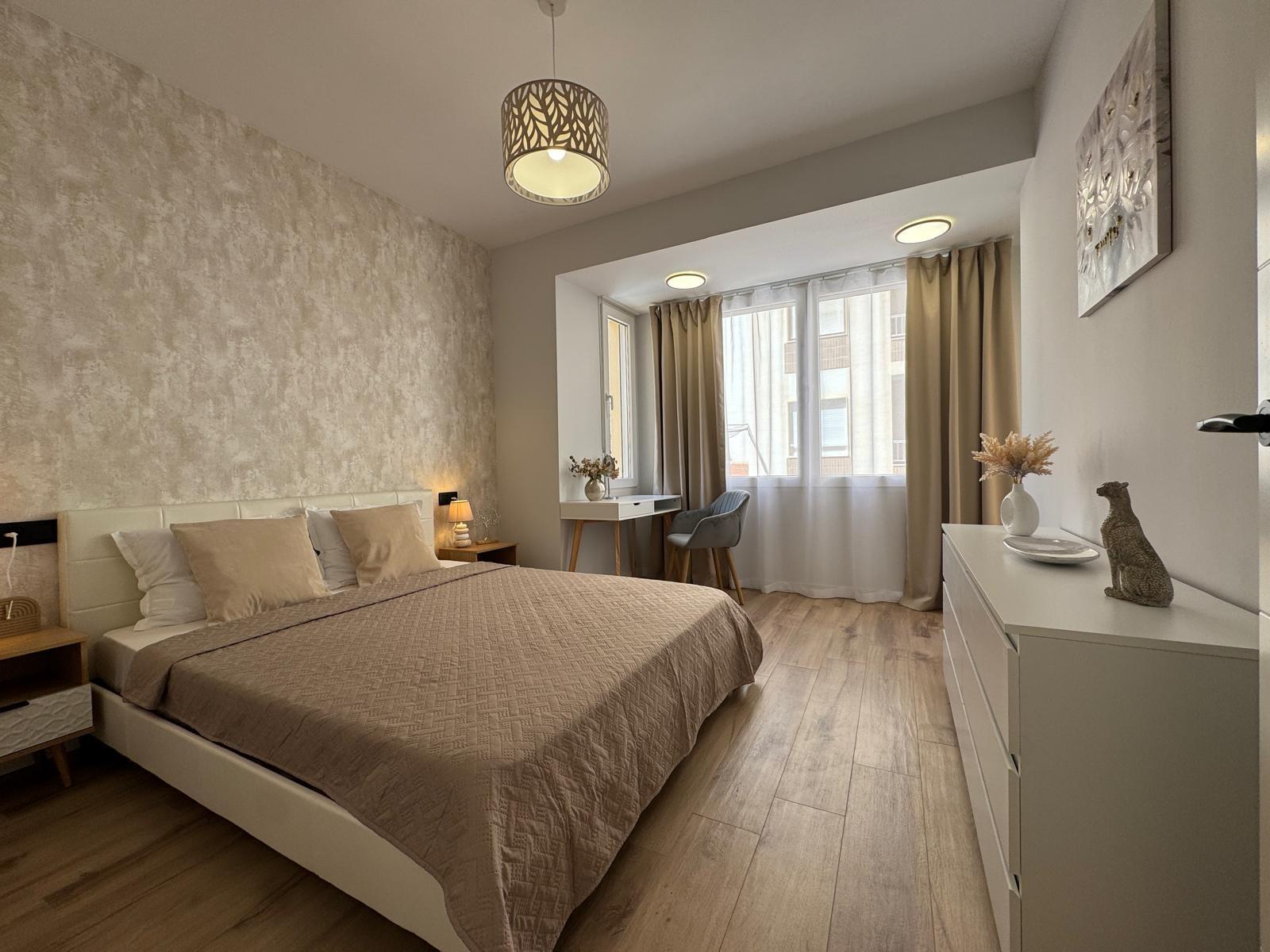 TOTALLY RENOVATED APARTMENT 20 METERS FROM THE BEACH WITH 100 M2 OF SURFACE. 3 BEDROOMS. 1 BATHROOMS.