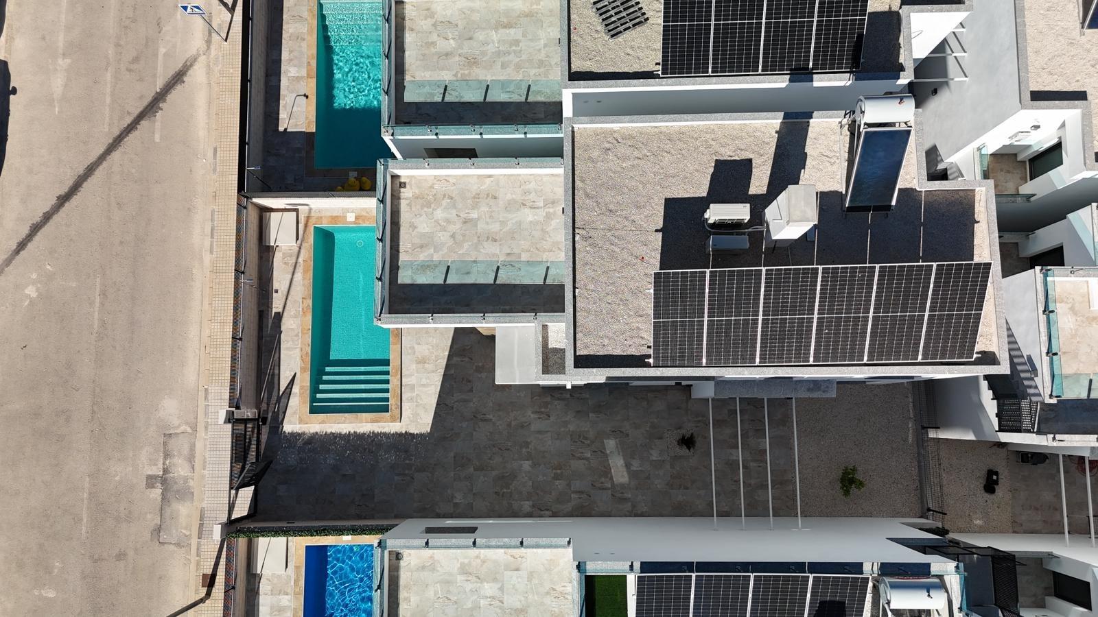 5-4-81 Exclusive villa in Polop with mountain views