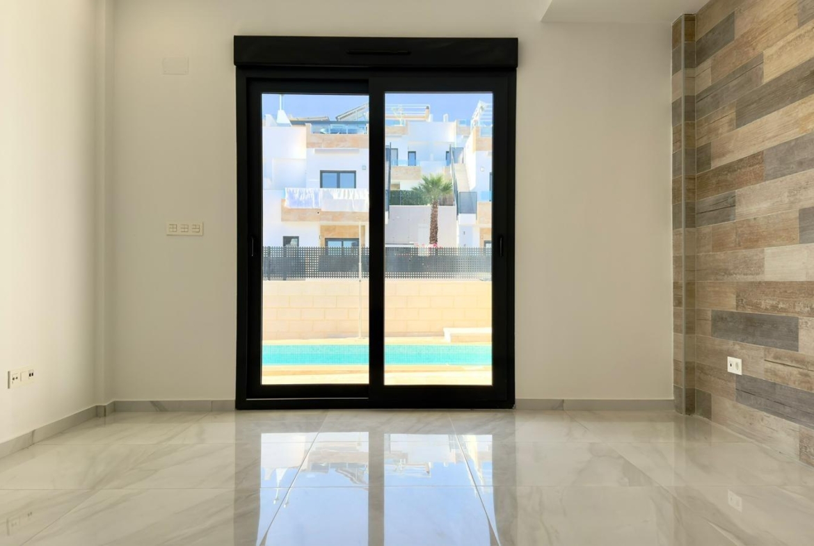 Exclusive villa in Polop with mountain views