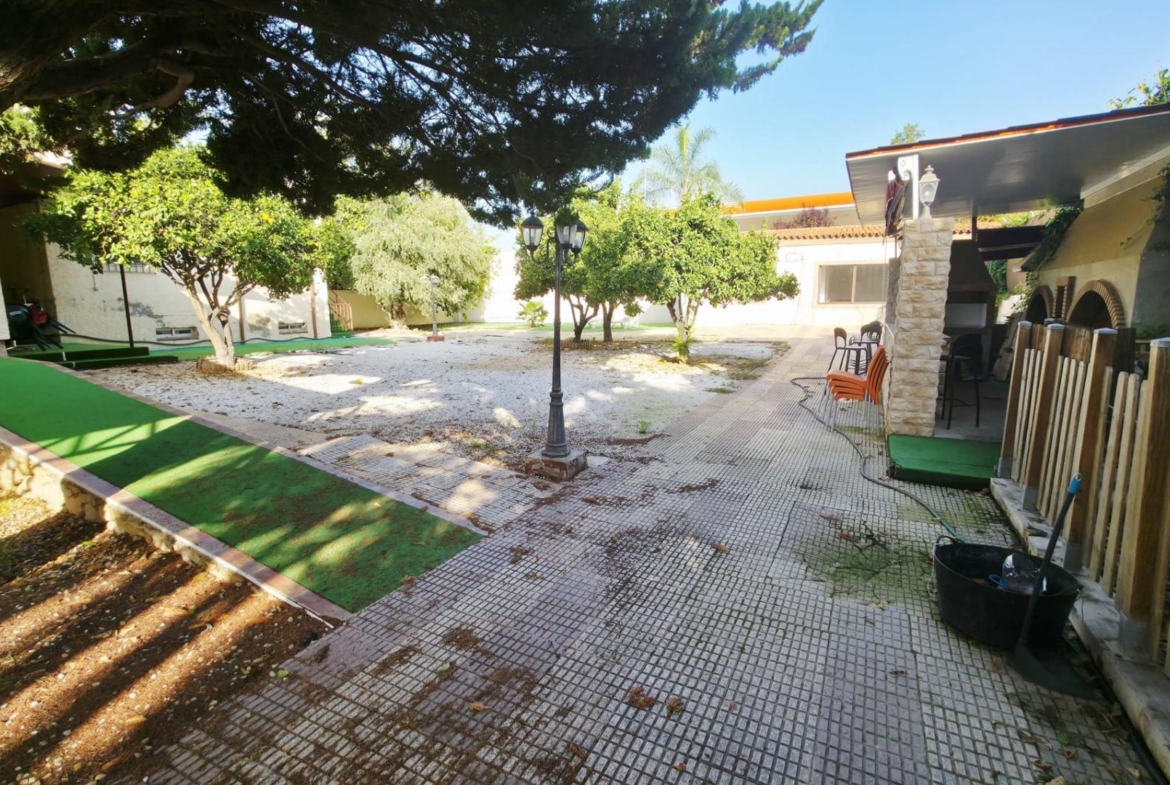 Magnífico chalet con amplias posibilidades en La Albufereta – Playa de San Juan (Alicante)
