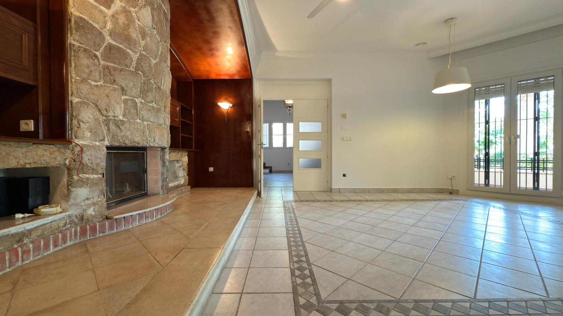 5-43-7 Exclusieve Villa Omringd door de natuur in Alicante